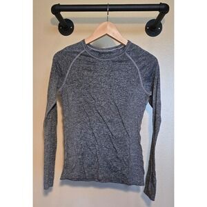 Figs gray fitted long sleeve crew neck top women's size XS